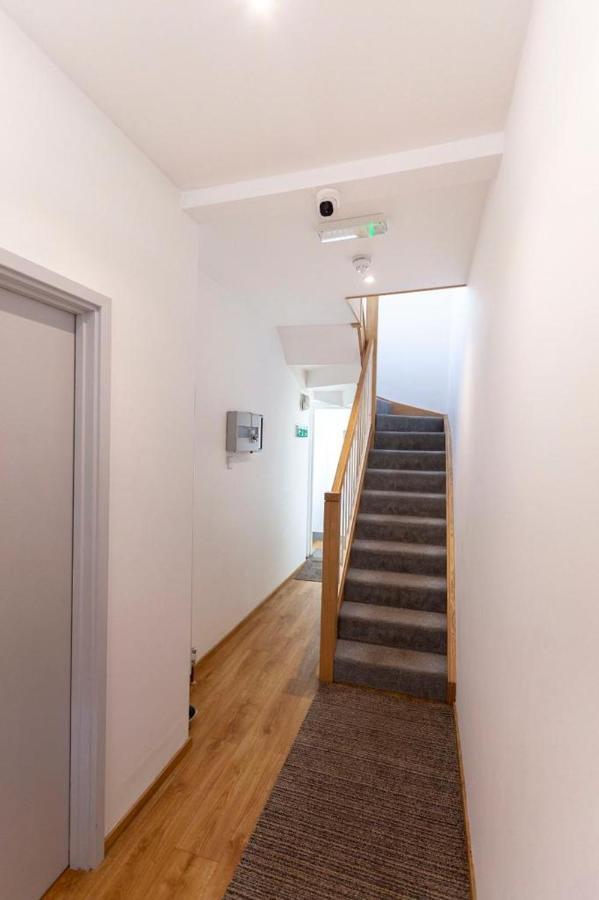 קנטרבורי Apartment 6 At Number 8: City Centre, 1 Bedroom, Sofa Bed In Lounge מראה חיצוני תמונה